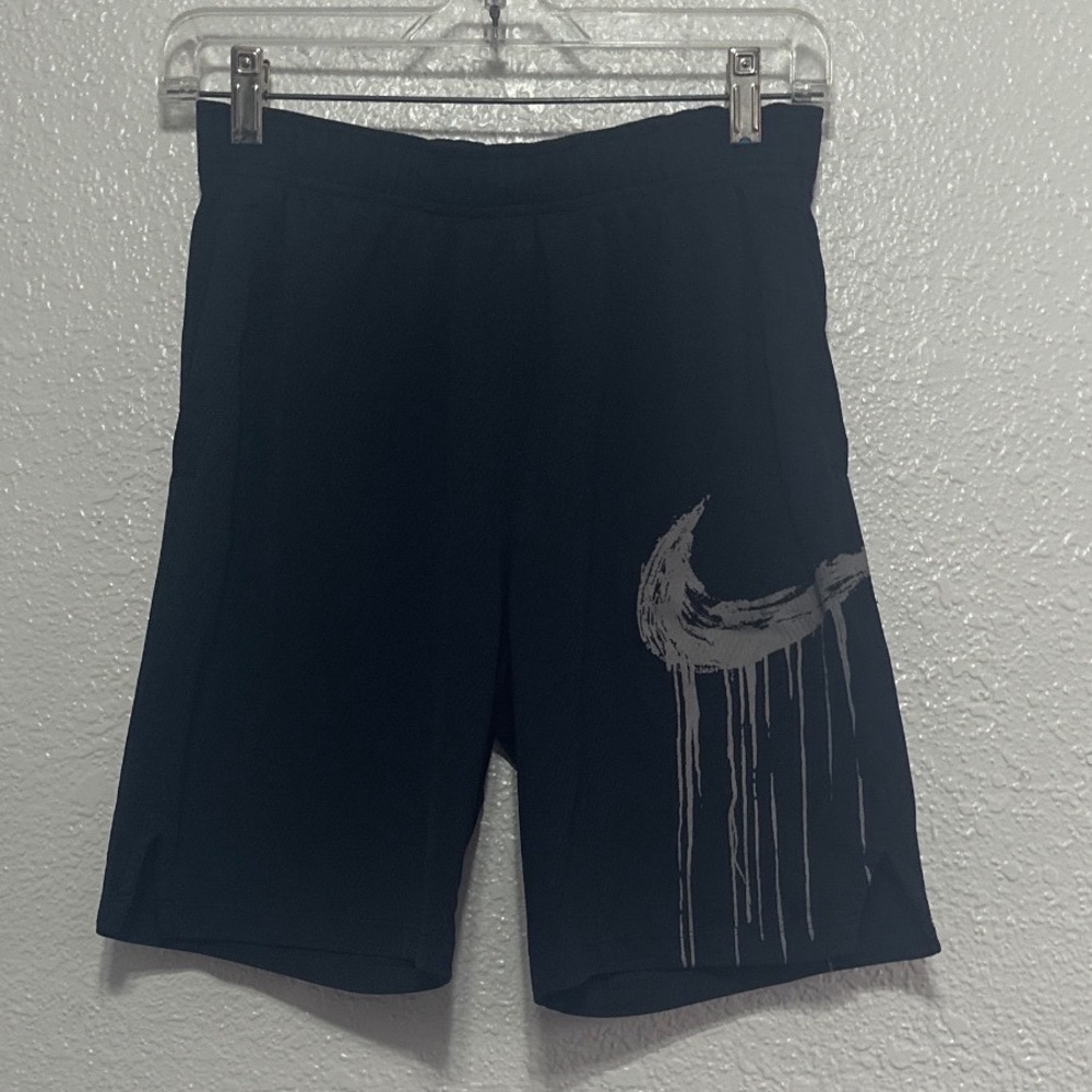 Nike Kids Dri-FIT Black Paint Drip Graphic Swoosh Athletic Shorts Large L